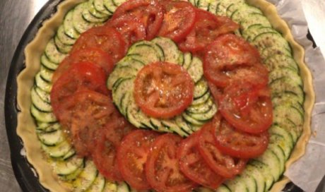 Tarte tomates, courgettes, bar à salades, Villeurbanne 